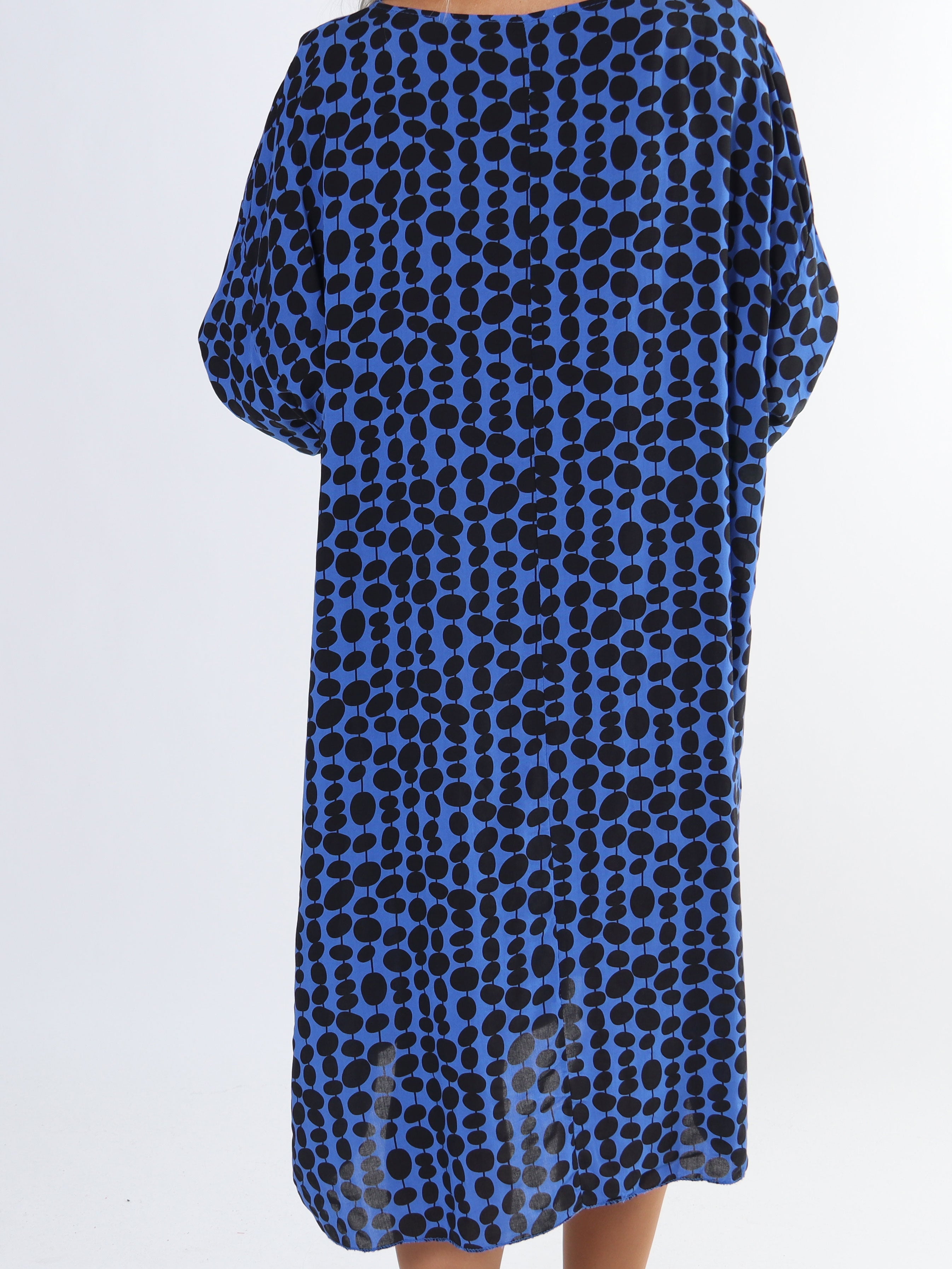 Dido - Sød plus size tunikakjole i viskose med prikker